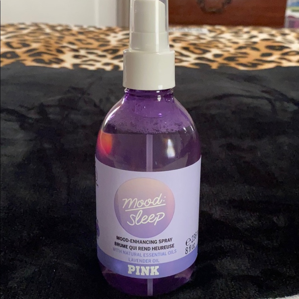 PINK by Victoria Secret Mood Enhancing Spray